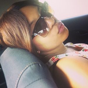 Meet your Posher, Genesis