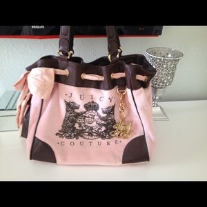 Juicy Couture Pink Daydreamer bag w/ Scotty Crest