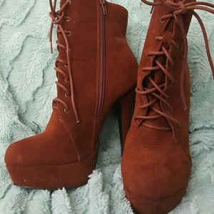 Brown platform bootie