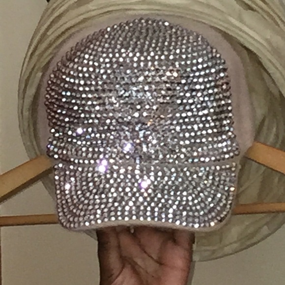 Design cap - Picture 2 of 2