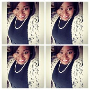 Meet your Posher, Jamia