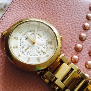 💥Michael Kors Gold Watch 💥