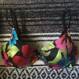 Victoria's Secret Black/Flower Print 34C Bra
