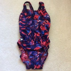 Speedo Swimsuit. NWOT. Size 8