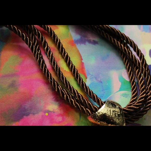 Tassel Block Statement Necklace - Picture 2 of 4