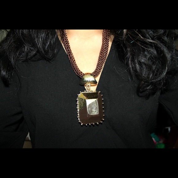 Tassel Block Statement Necklace - Picture 4 of 4