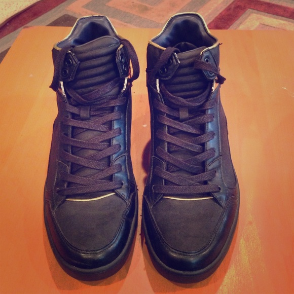 Zara men's causal sneaker