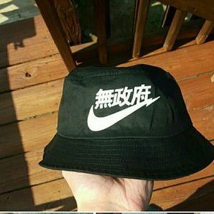 rare chinese black  nike bucket hat