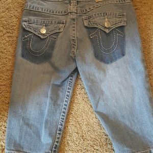 True Religion Bermuda shorts sz 28