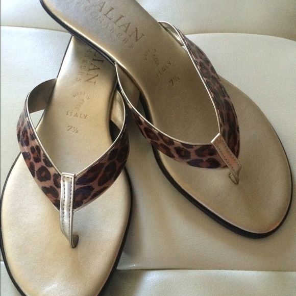 Mini wedge sandals