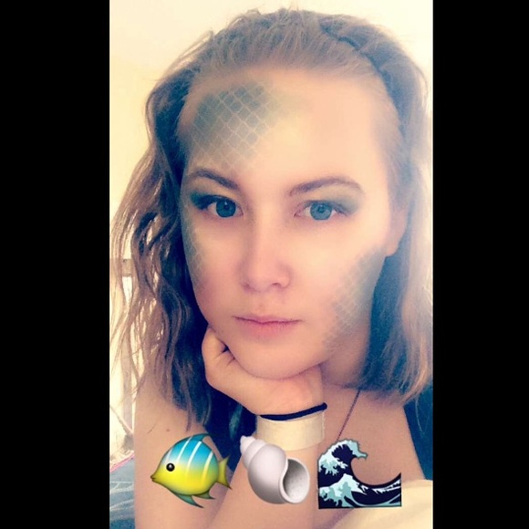 Meet your Posher, Nina - Picture 3 of 4