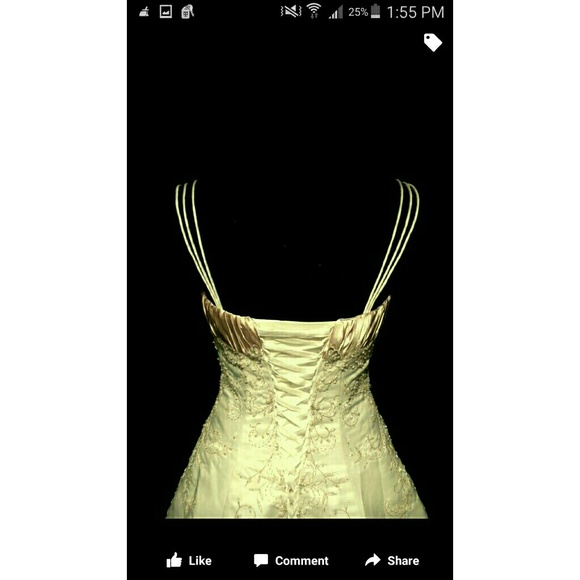 BNWT Wedding gown - Picture 2 of 4