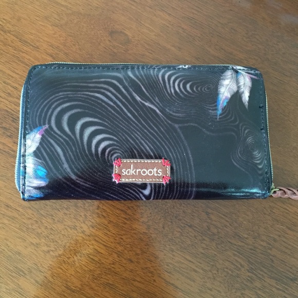 Clutch/wristlet NEW, without tag