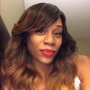 Meet your Posher, Janae