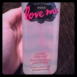 Noir love me scented body mist