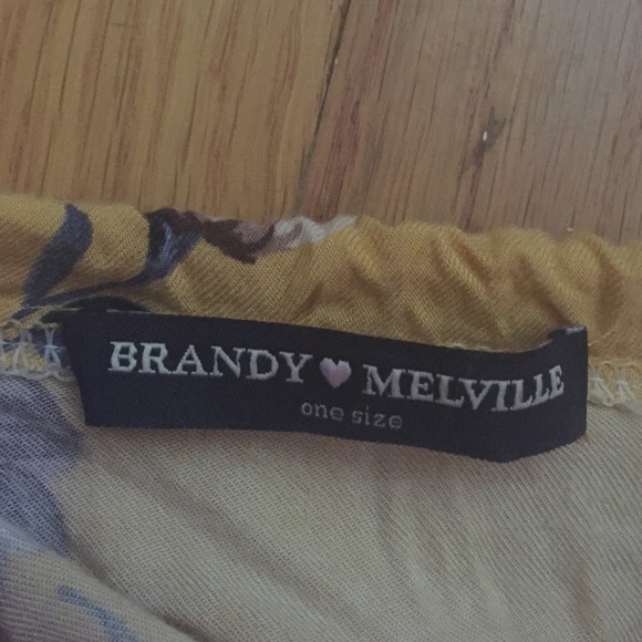 Rare Brandy Melville Romper - Picture 2 of 3