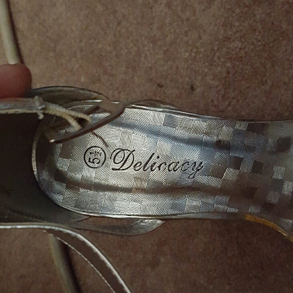 Heels, prom shoes - Picture 4 of 4