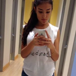 Meet your Posher, Mayra