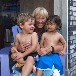 Meet your Posher, Pam