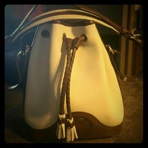 Vintage dooney and bourke bucket drawstring purse.