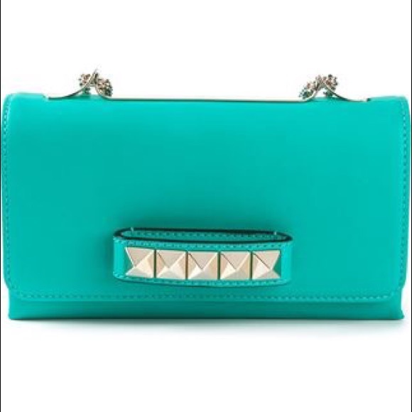 SOLD🎉HP🎉Valentino va va voom bag 💯 authentic - Picture 3 of 3