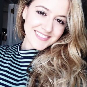 Meet your Posher, Irini