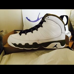 Retro 9 girls jordan