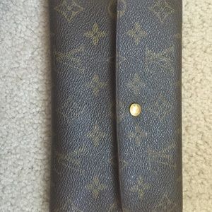 Used Louis Vuitton wallet-Authentic