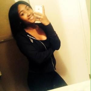 Meet your Posher, Renee