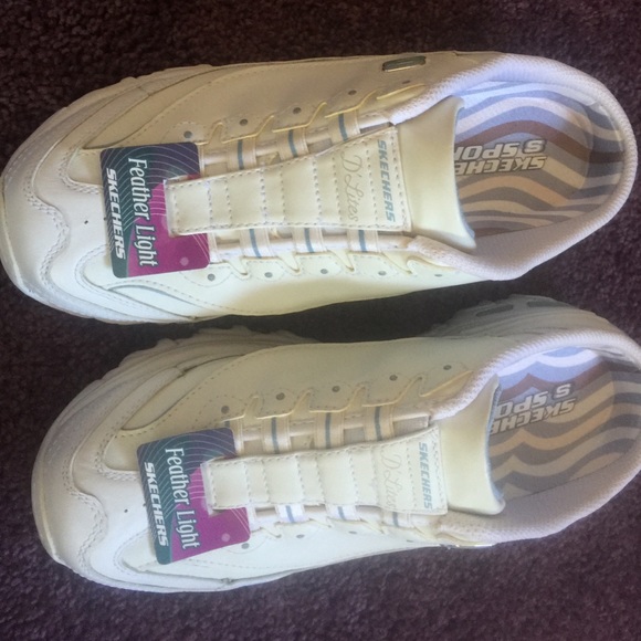 Sketcher sneakers brand-new slip on size 7