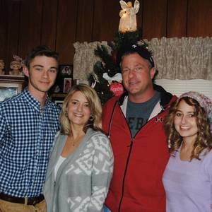 Meet your Posher, Nickie