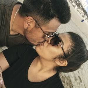 Meet your Posher, Marcia