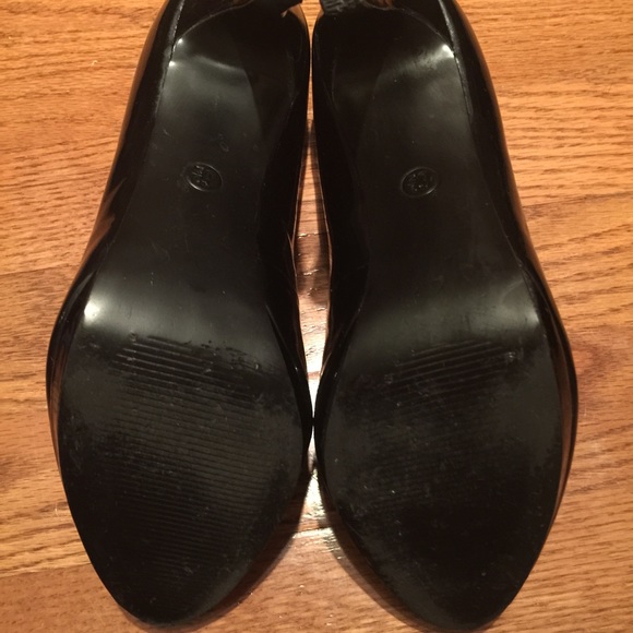 SOLD - Picture 4 of 4