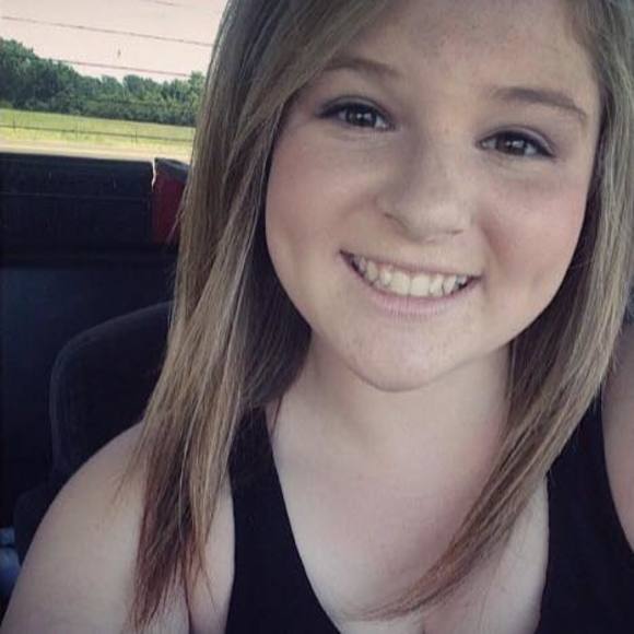 Meet your Posher, Kelsey - Picture 1 of 1