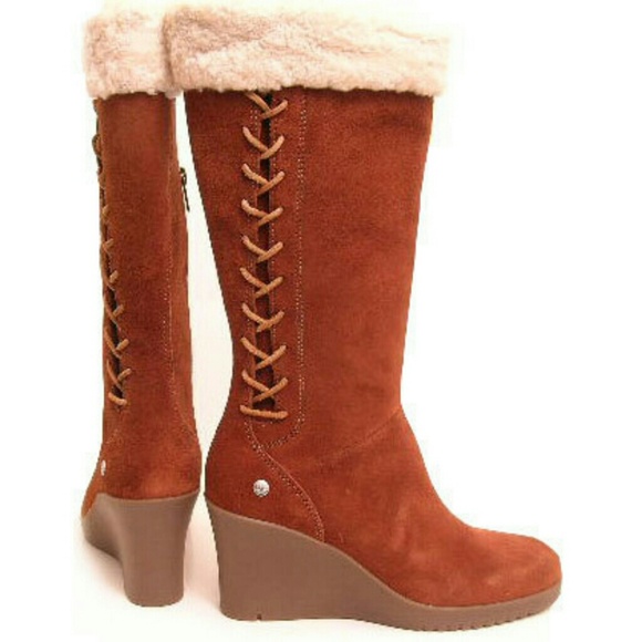NWOT UGG AUSTRALIA WOMEN'S FELICITY BOOTS