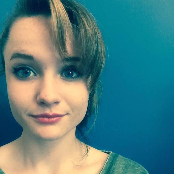 Meet your Posher, Kayleigh - Picture 1 of 1