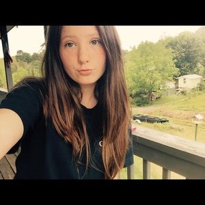 Meet your Posher, Alexus