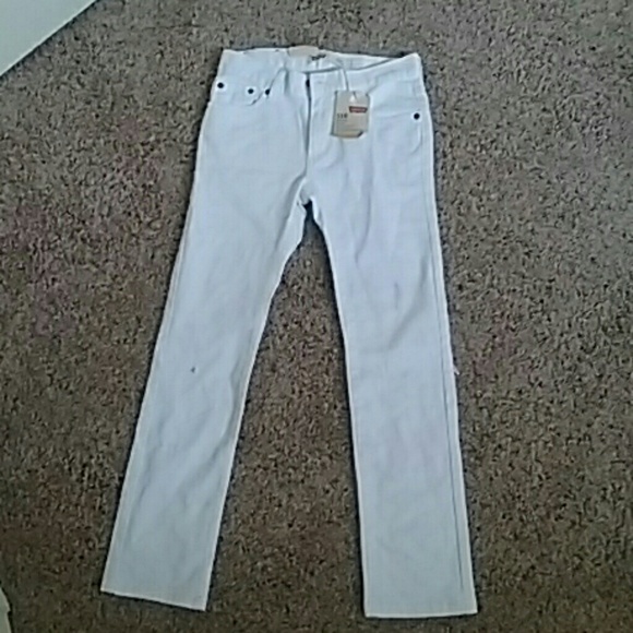 White LEVIS
