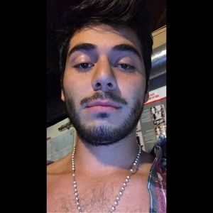 Meet your Posher, Luis