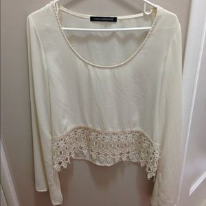 White long sleeve blouse