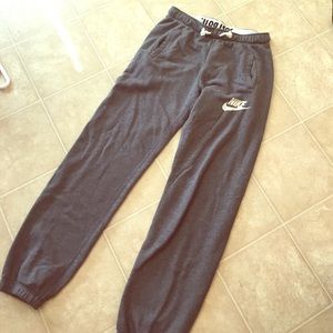 NIKE sweats