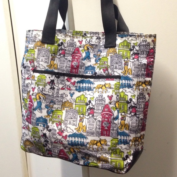Adorable Old school Mickey Tote 🙈