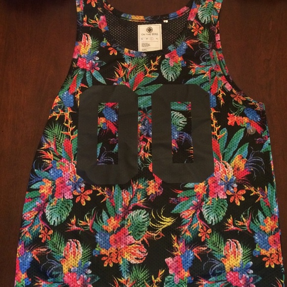 Floral On The Byas Tank Top