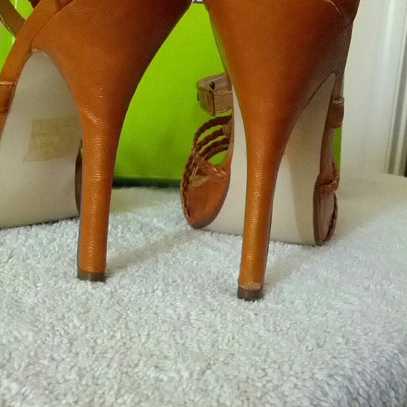 * Enigma pumps - Picture 3 of 4