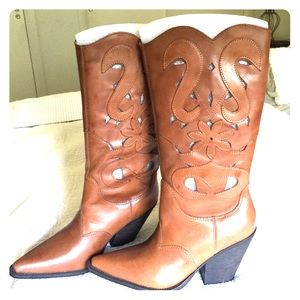 *NEW* Carlos genuine leather calf-height boots