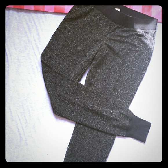 Victoria's Secret Pants - NEW! VS jogger pant