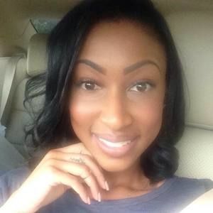 Meet your Posher, Simone