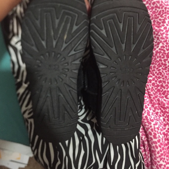 Uggs 🚫 Sold - Picture 3 of 4