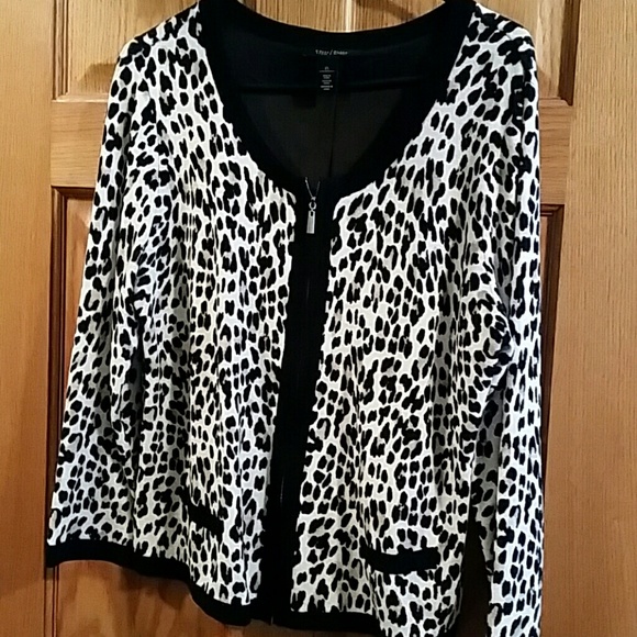 White House Black Market Zip Front Cardigan