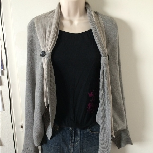 Grey batman style jacket. Good condition. Like new - Picture 1 of 3